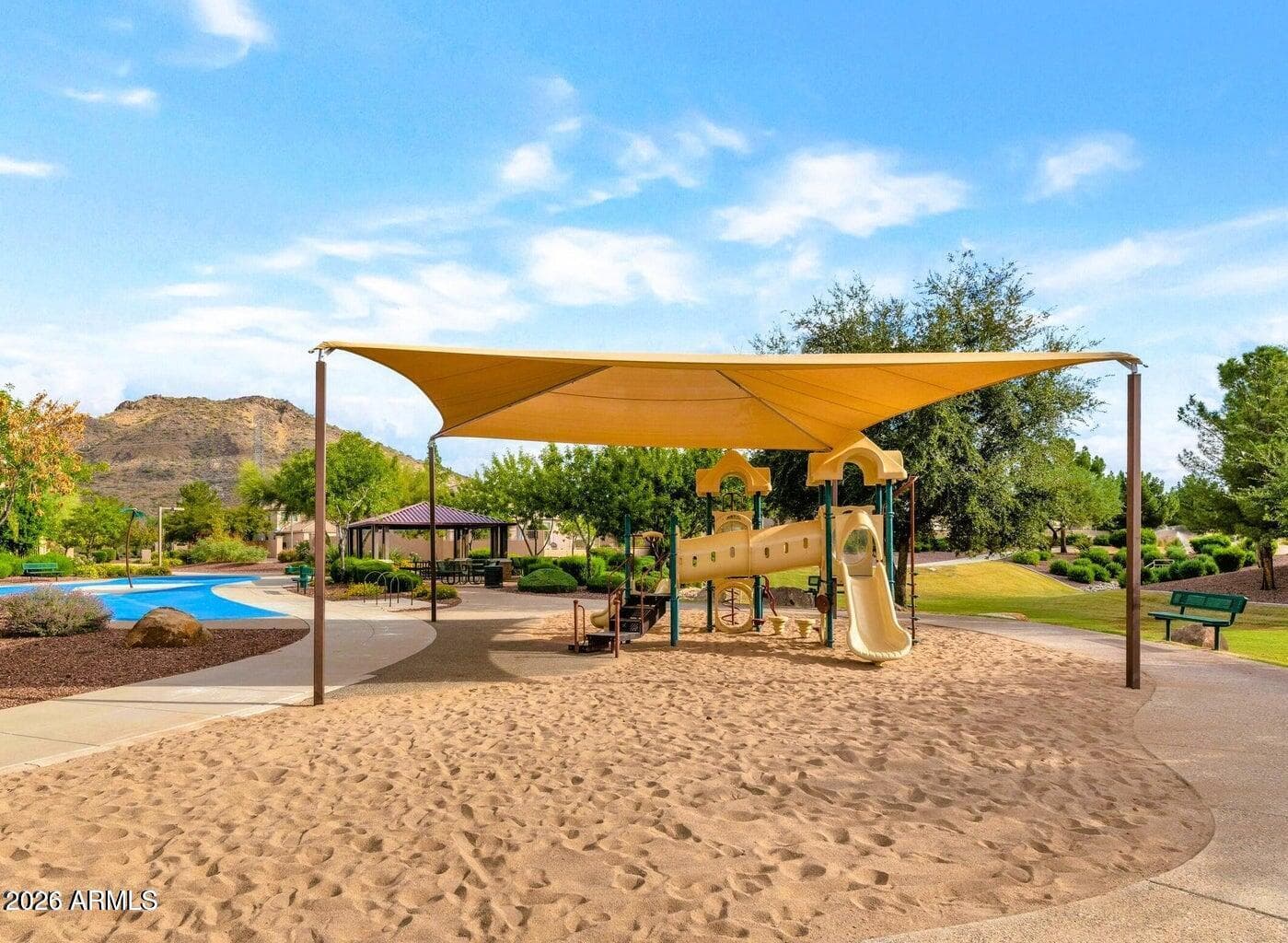 6013 W PARK VIEW Lane, Glendale, AZ 85310 — photo 16 of 19