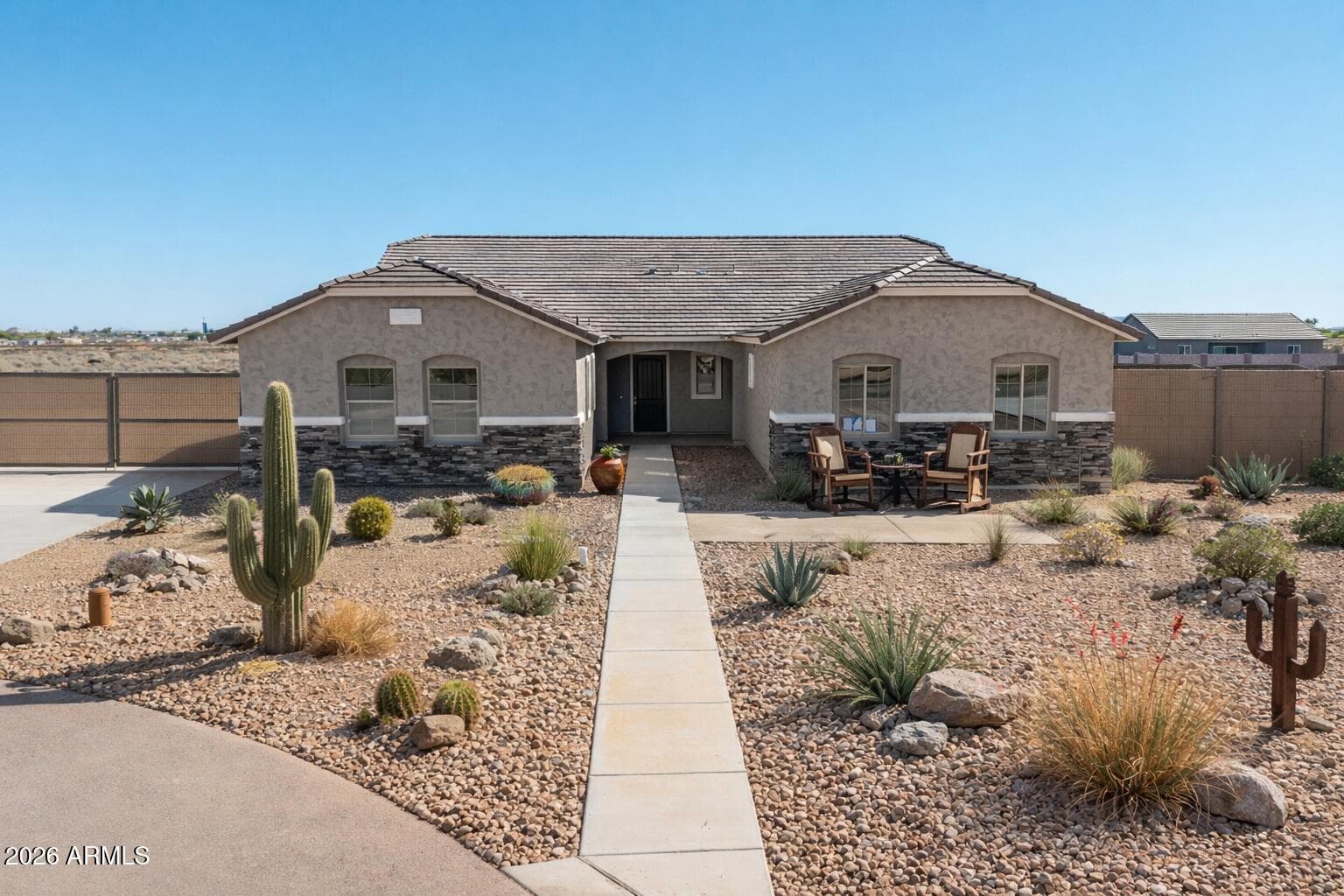 9143 W LIMESTONE MOUNTAIN Drive, Casa Grande, AZ 85194 — photo 1 of 25