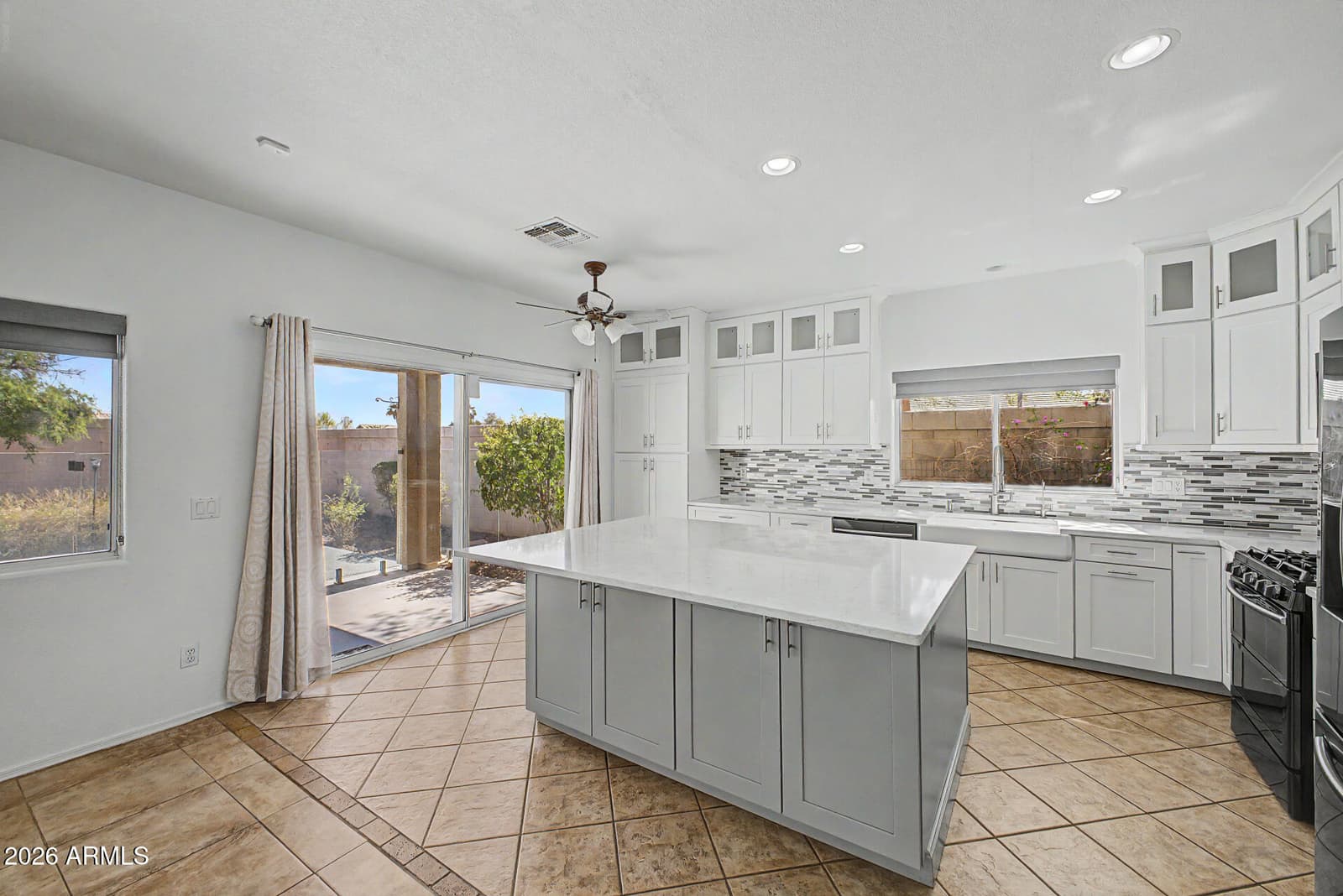 8345 W PONTIAC Drive, Peoria, AZ 85382 — photo 11 of 37