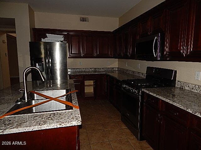 15436 W POST Circle, Surprise, AZ 85374 — photo 3 of 19