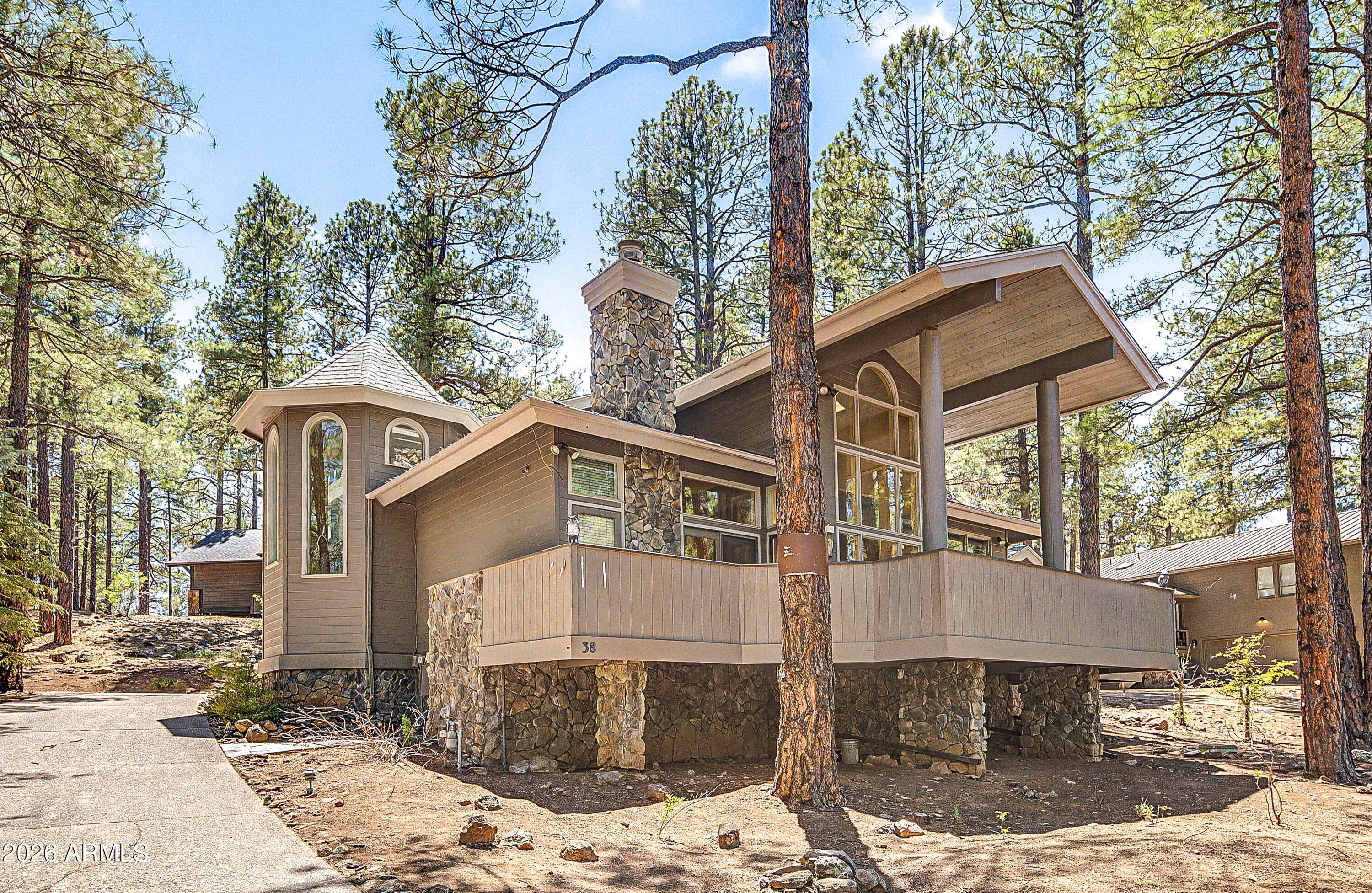 5779 GRIFFITHS Spring, Flagstaff, AZ 86005 — photo 1 of 37