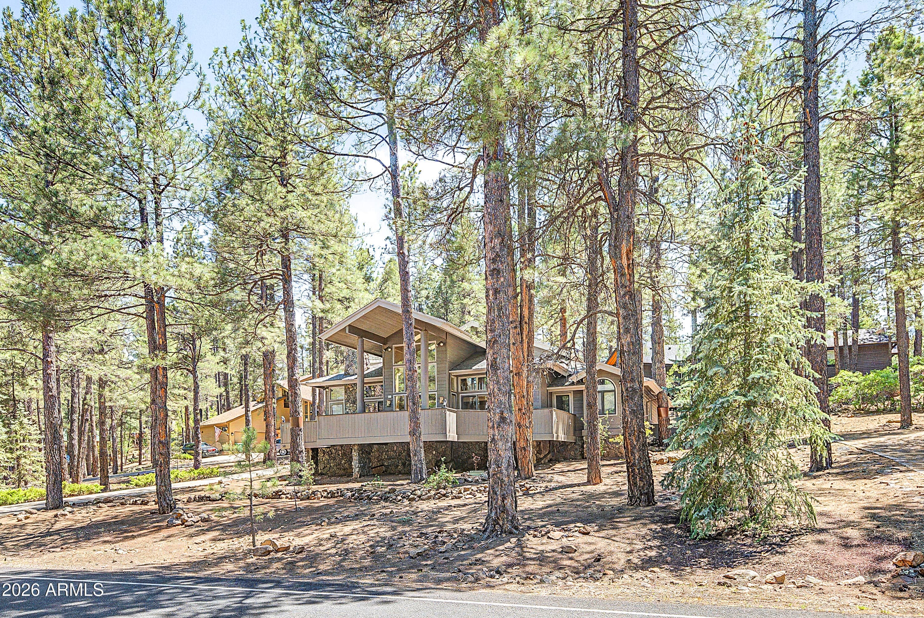 5779 GRIFFITHS Spring, Flagstaff, AZ 86005 — photo 5 of 37