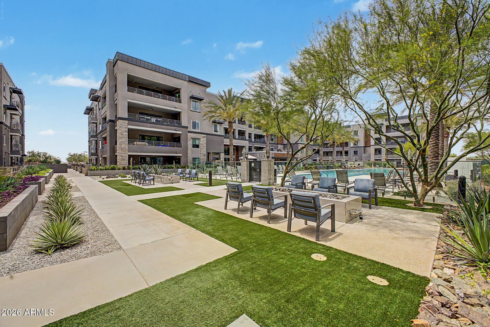 5250 E DEER VALLEY Drive 438, Phoenix, AZ 85054 — photo 15 of 25