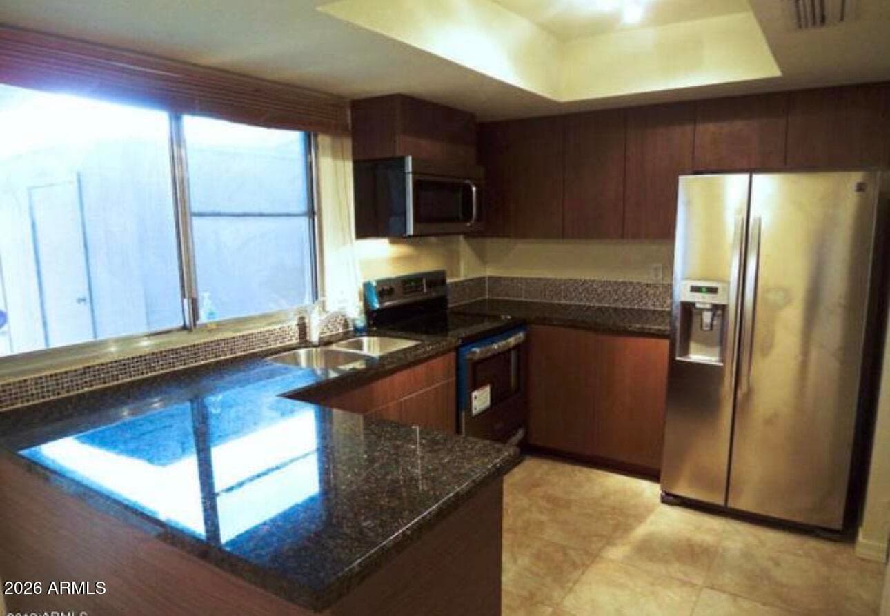2642 W ELM Street, Phoenix, AZ 85017 — photo 2 of 6