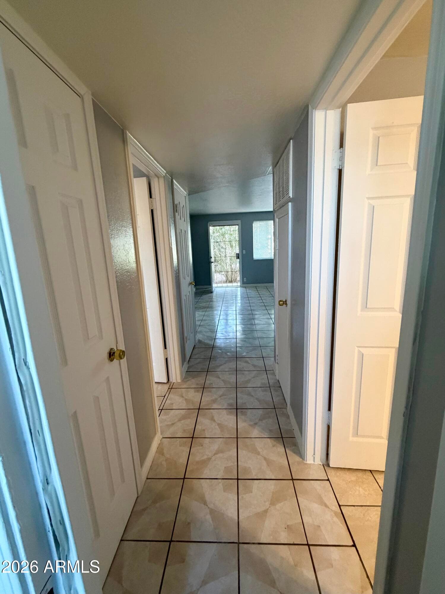 1111 E TURNEY Avenue 23, Phoenix, AZ 85014 — photo 9 of 15