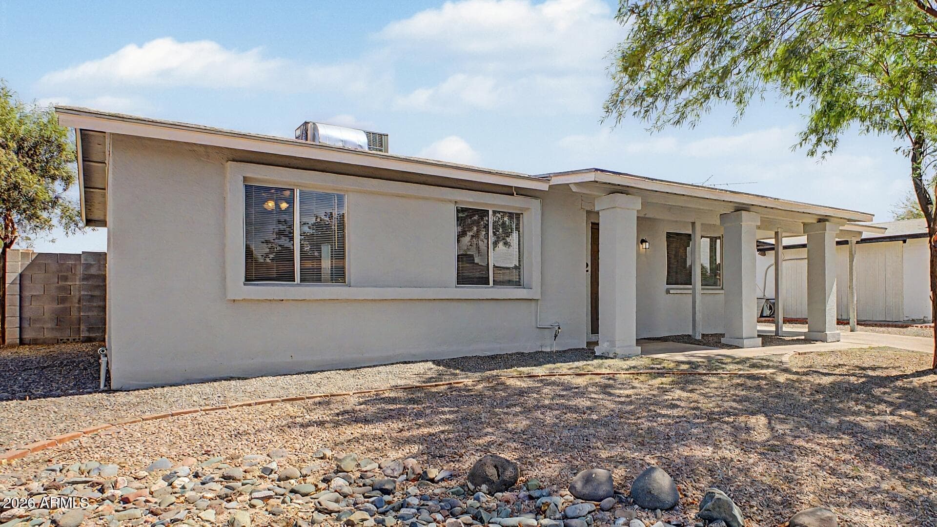 1022 W ANDERSON Drive, Phoenix, AZ 85023 — photo 6 of 26