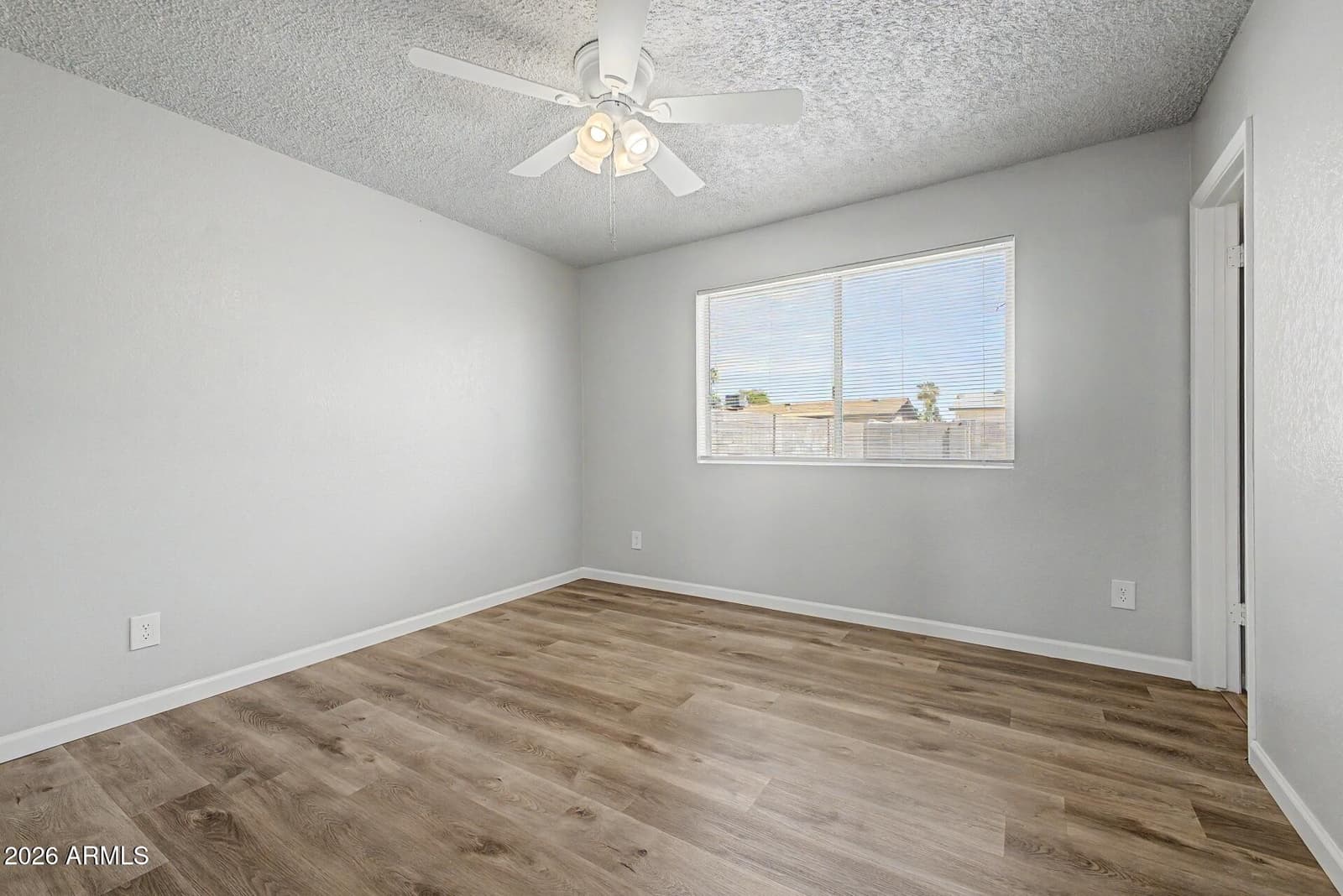 1022 W ANDERSON Drive, Phoenix, AZ 85023 — photo 15 of 26