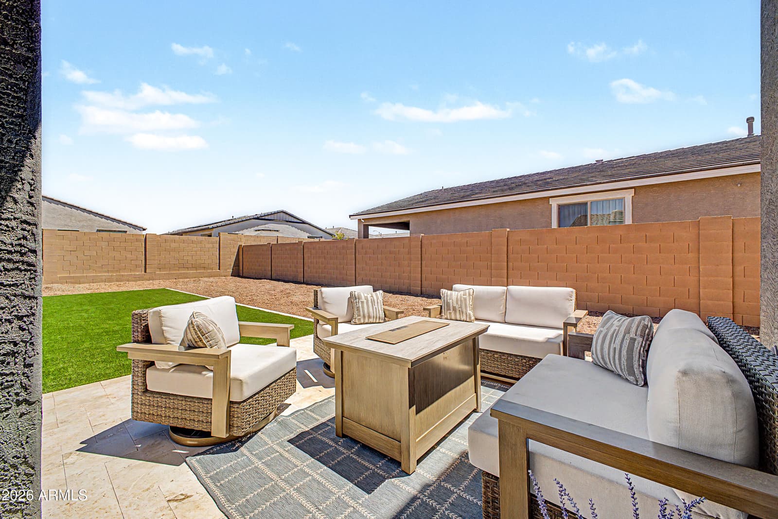 7598 W SMOKETREE Drive, Peoria, AZ 85383 — photo 5 of 26