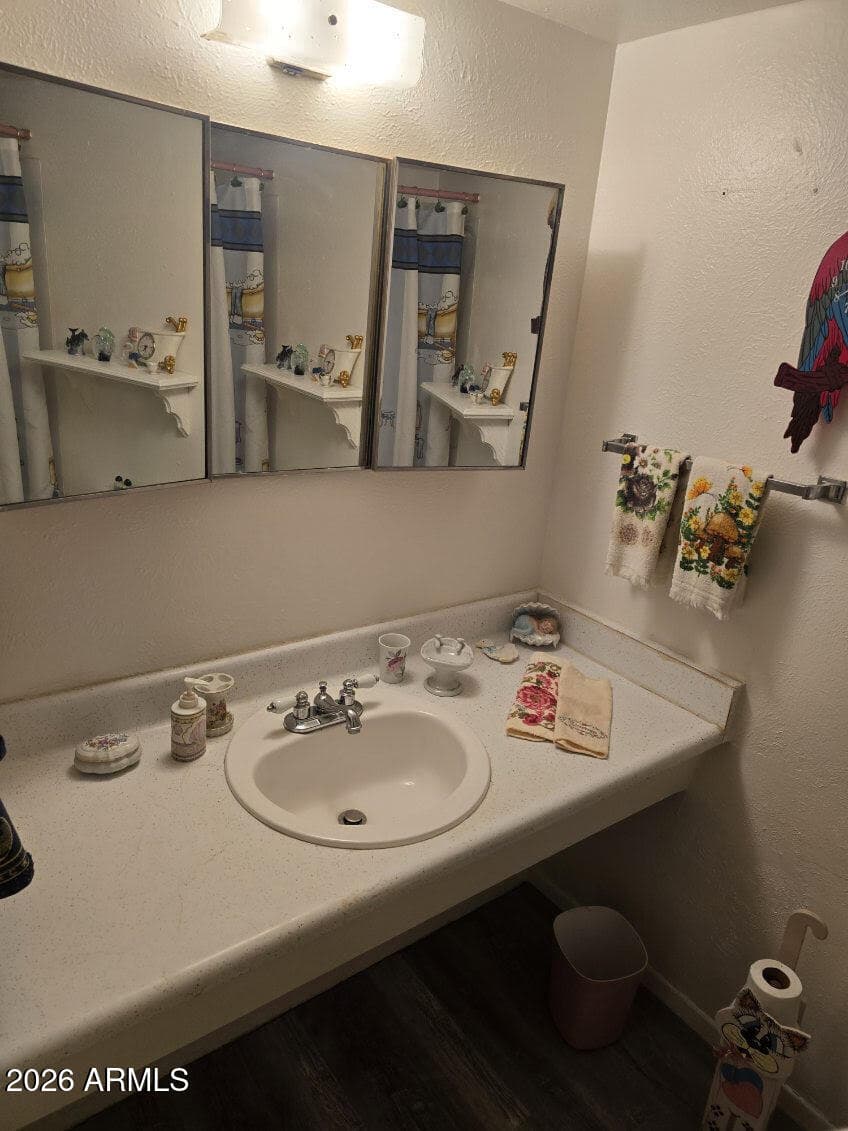 2534 W BERRIDGE Lane D207, Phoenix, AZ 85017 — photo 3 of 10