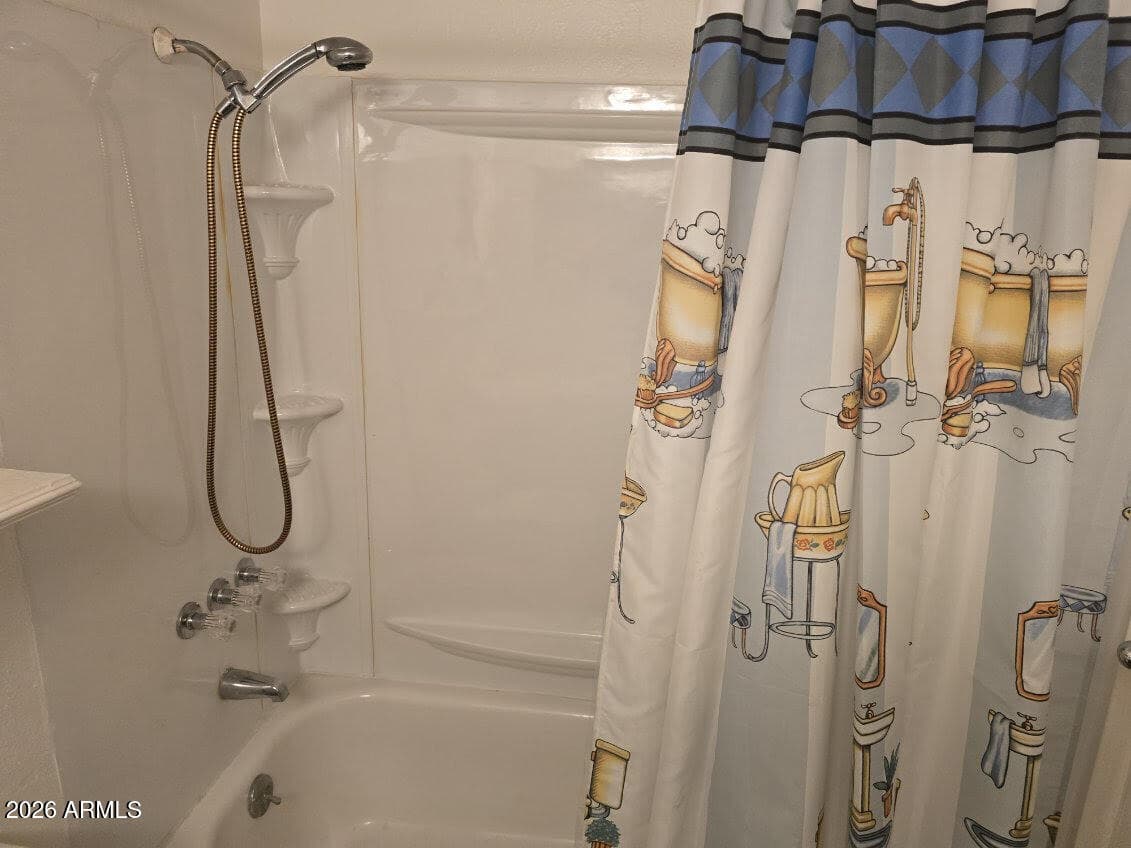 2534 W BERRIDGE Lane D207, Phoenix, AZ 85017 — photo 7 of 10