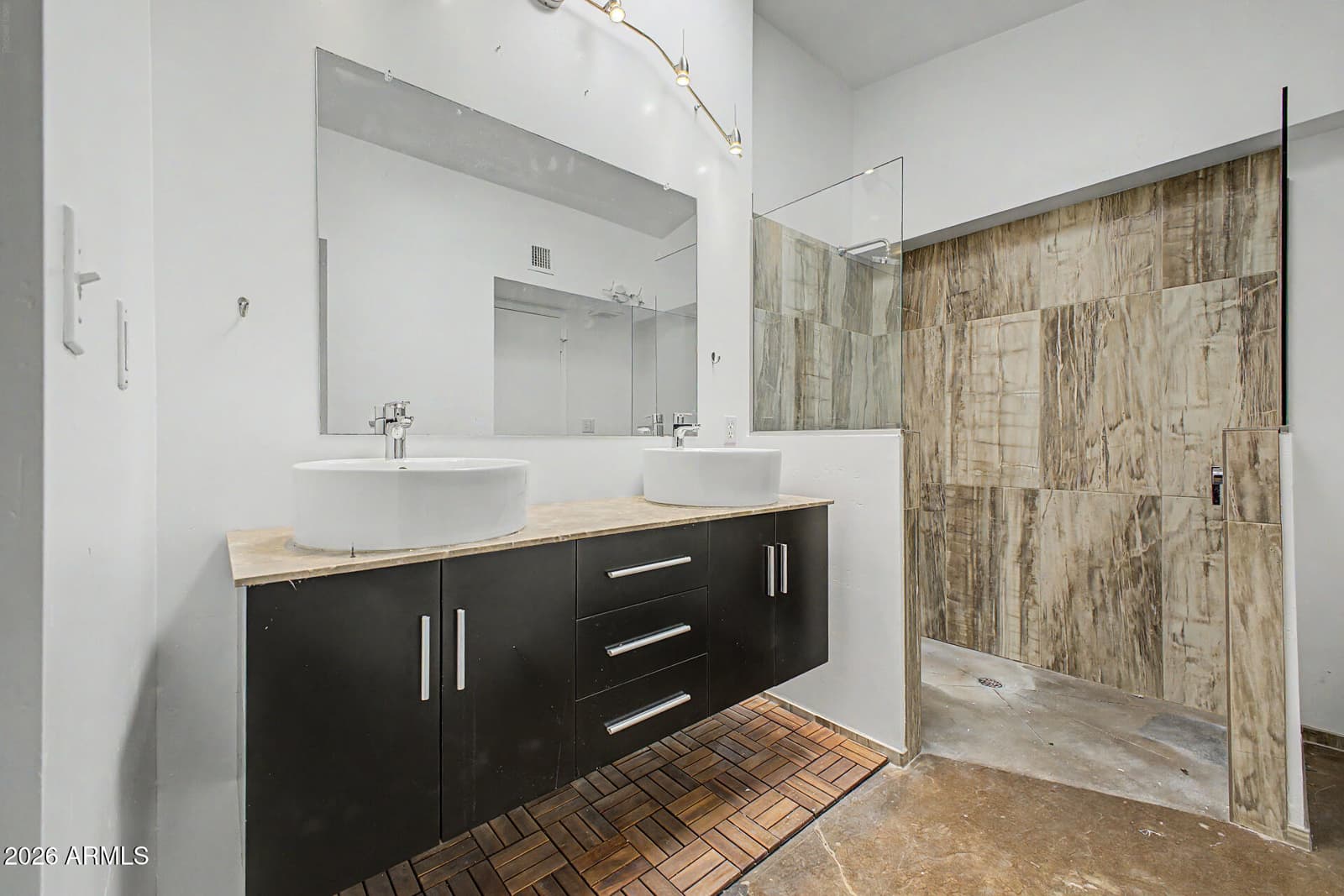 6640 N CHATELAINE Place, Phoenix, AZ 85014 — photo 30 of 37