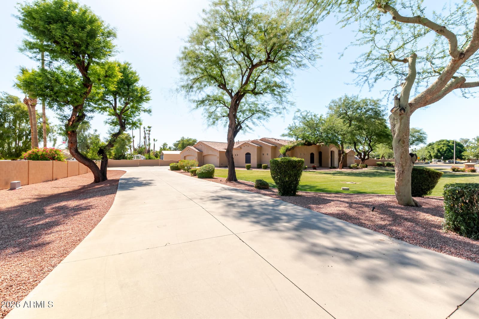 650 N BULLMOOSE Drive, Chandler, AZ 85224 — photo 9 of 70