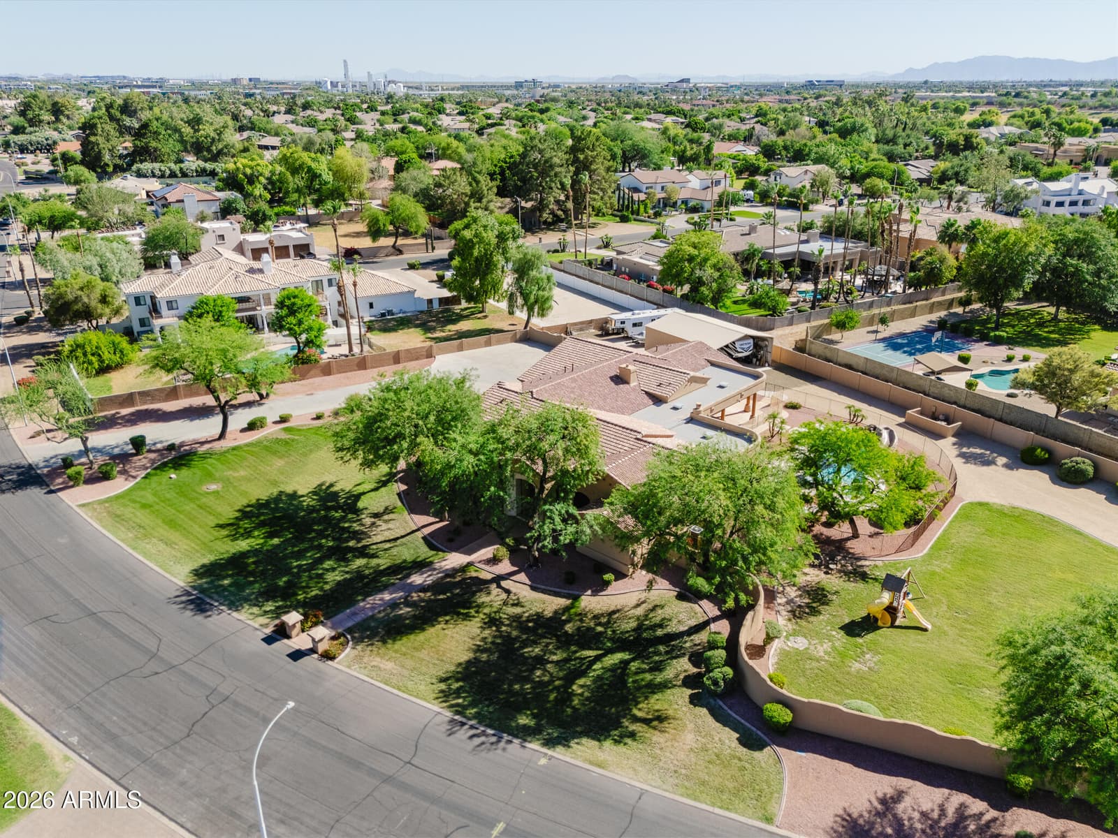 650 N BULLMOOSE Drive, Chandler, AZ 85224 — photo 3 of 70