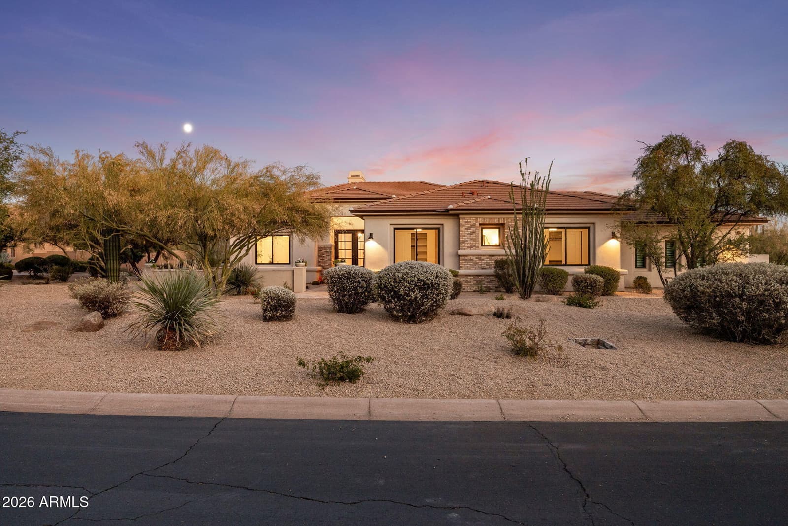 6553 E OBERLIN Way, Scottsdale, AZ 85266 — photo 5 of 44