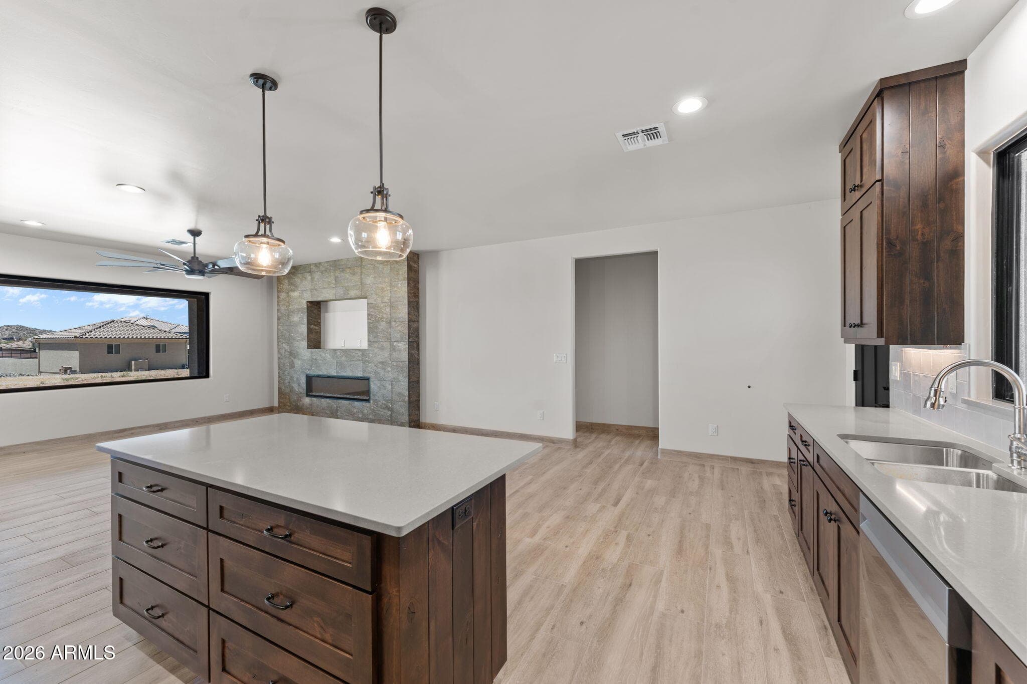 930 VIA MARCIA, Wickenburg, AZ 85390 — photo 10 of 33