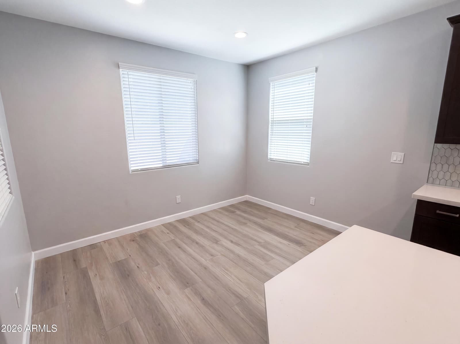 18840 W MERCER Lane, Surprise, AZ 85388 — photo 7 of 38