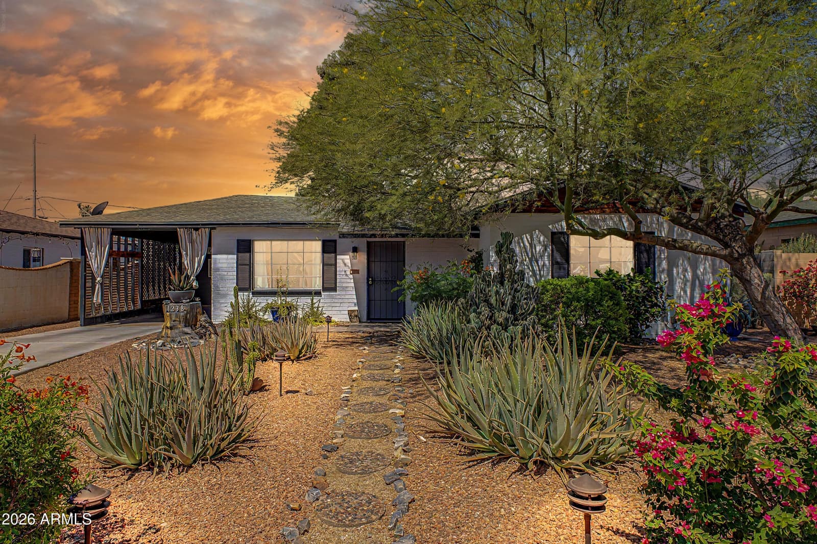 4238 N 10th Place, Phoenix, AZ 85014