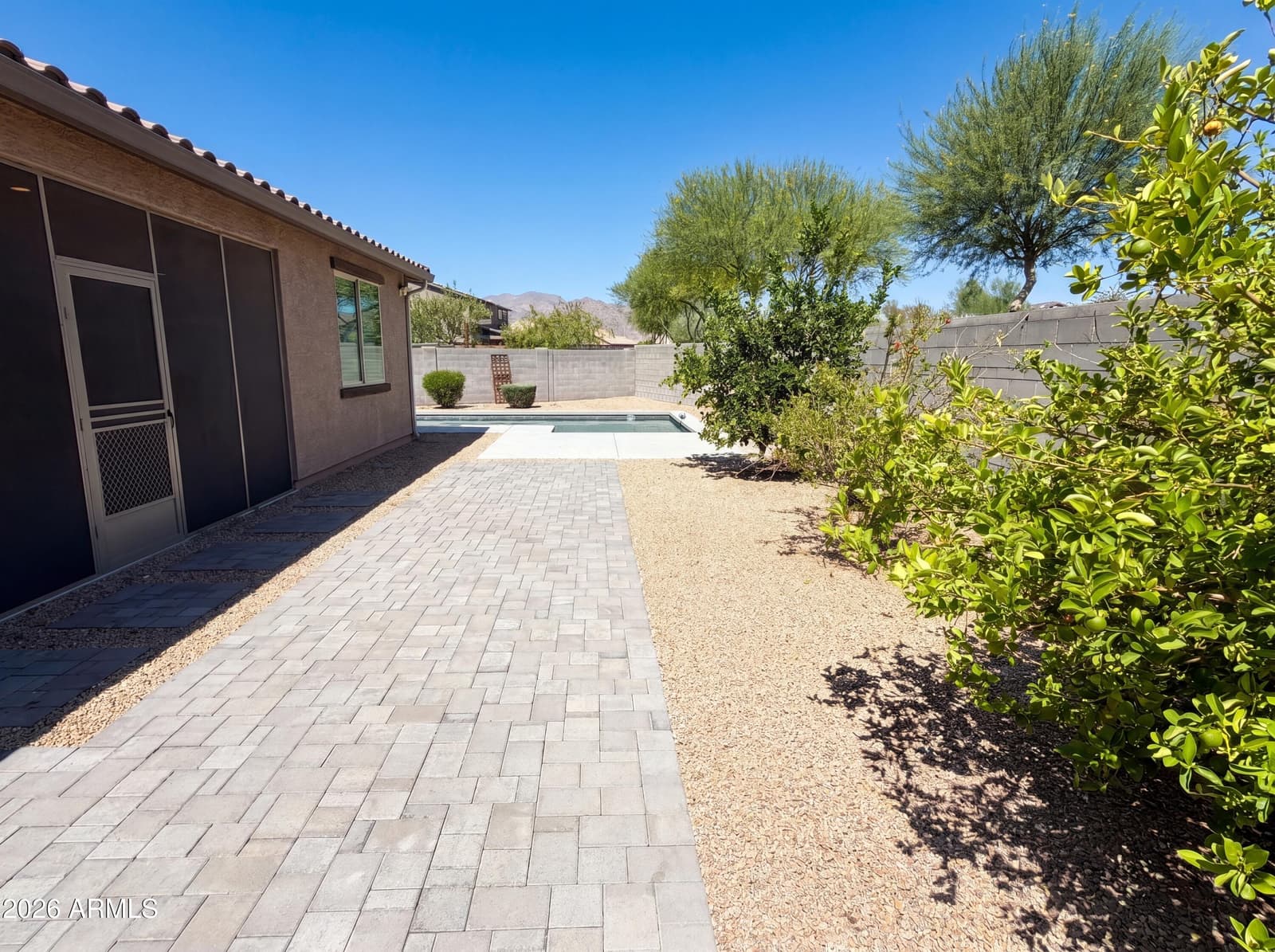 18840 W MERCER Lane, Surprise, AZ 85388 — photo 36 of 38