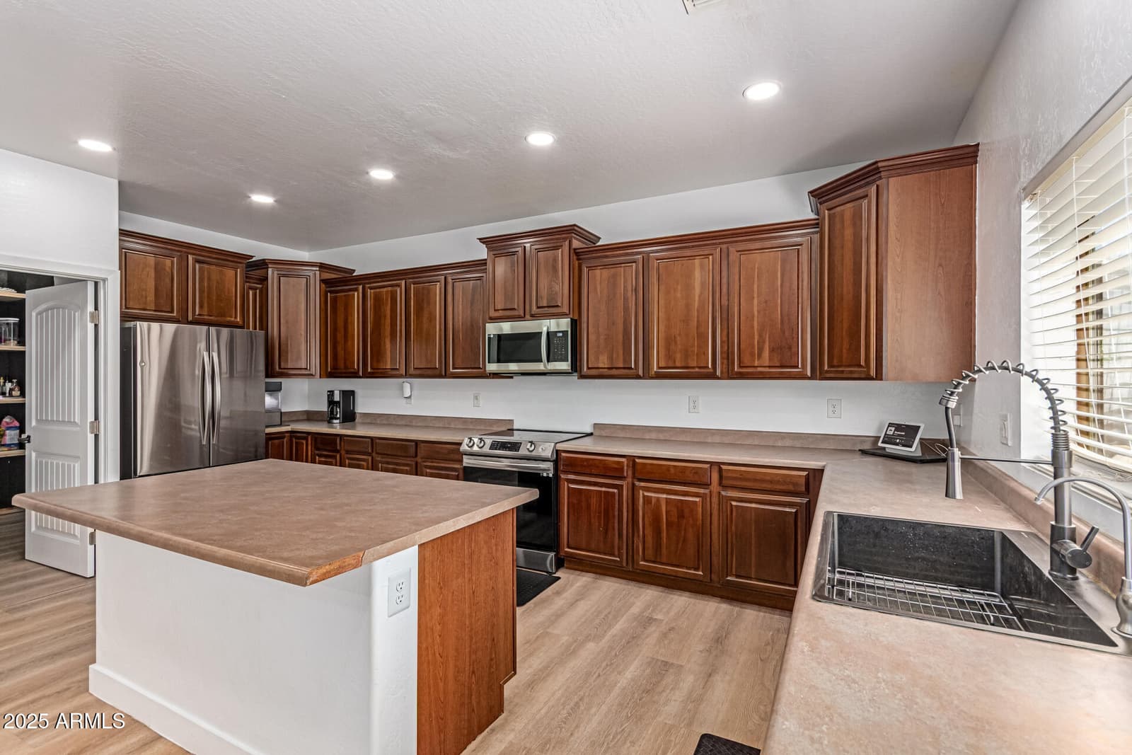 43501 W BLAZEN Trail, Maricopa, AZ 85138 — photo 17 of 60