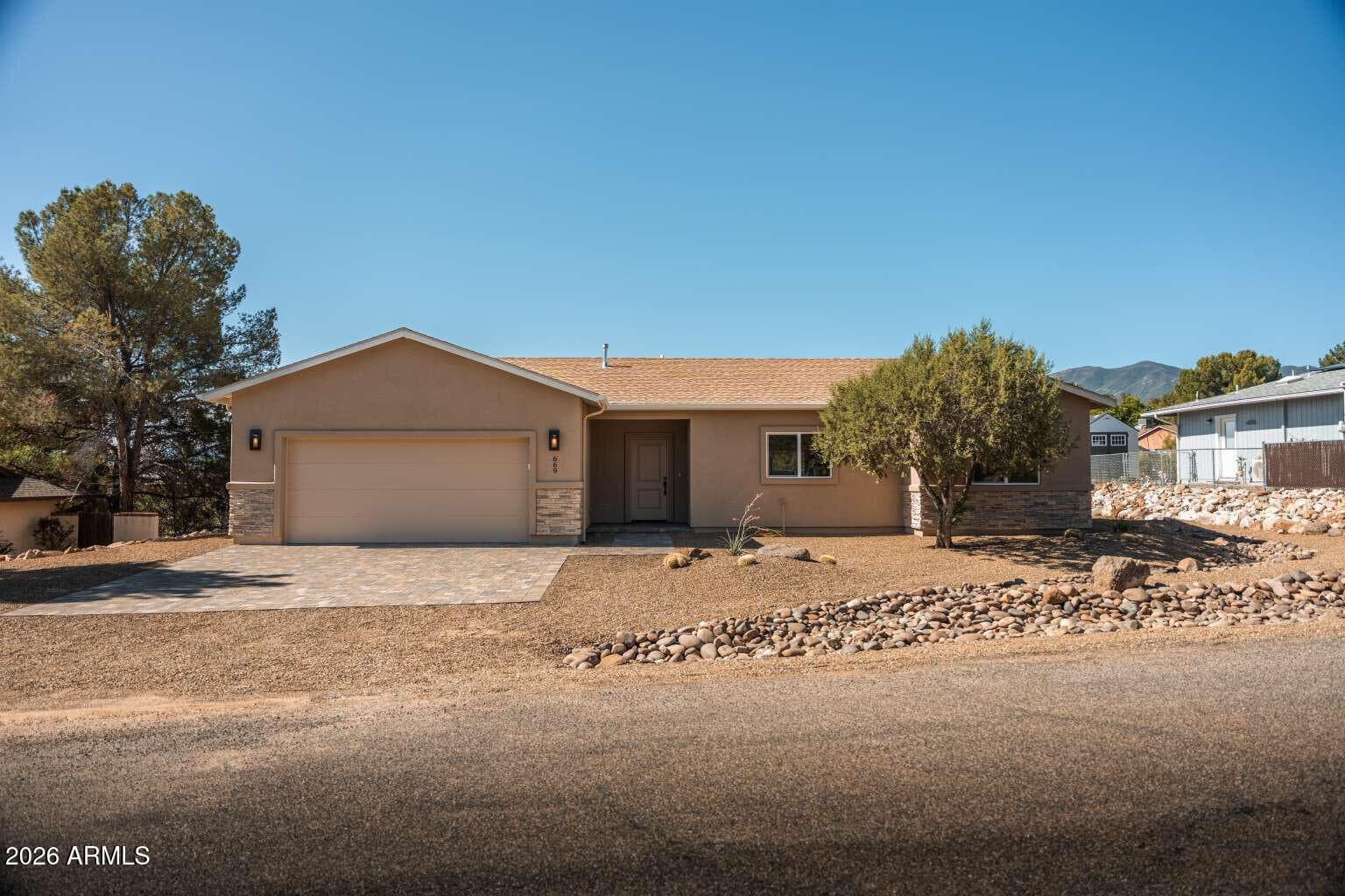 669 E Alvarado Lane, Cottonwood, AZ 86326 — photo 1 of 21