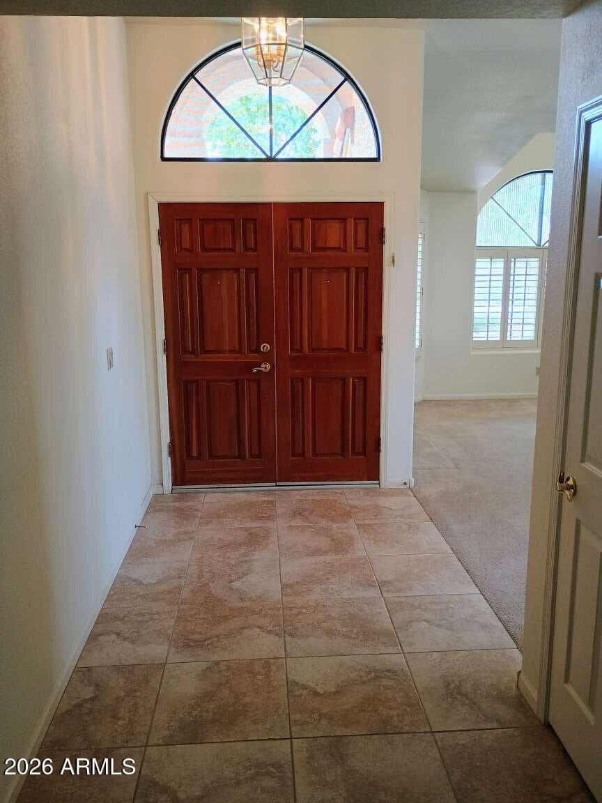 9625 S FOREST Avenue, Tempe, AZ 85284 — photo 4 of 70