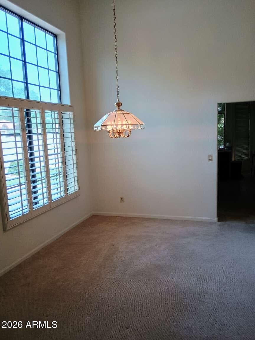 9625 S FOREST Avenue, Tempe, AZ 85284 — photo 8 of 70