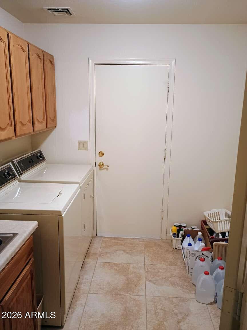 9625 S FOREST Avenue, Tempe, AZ 85284 — photo 59 of 70