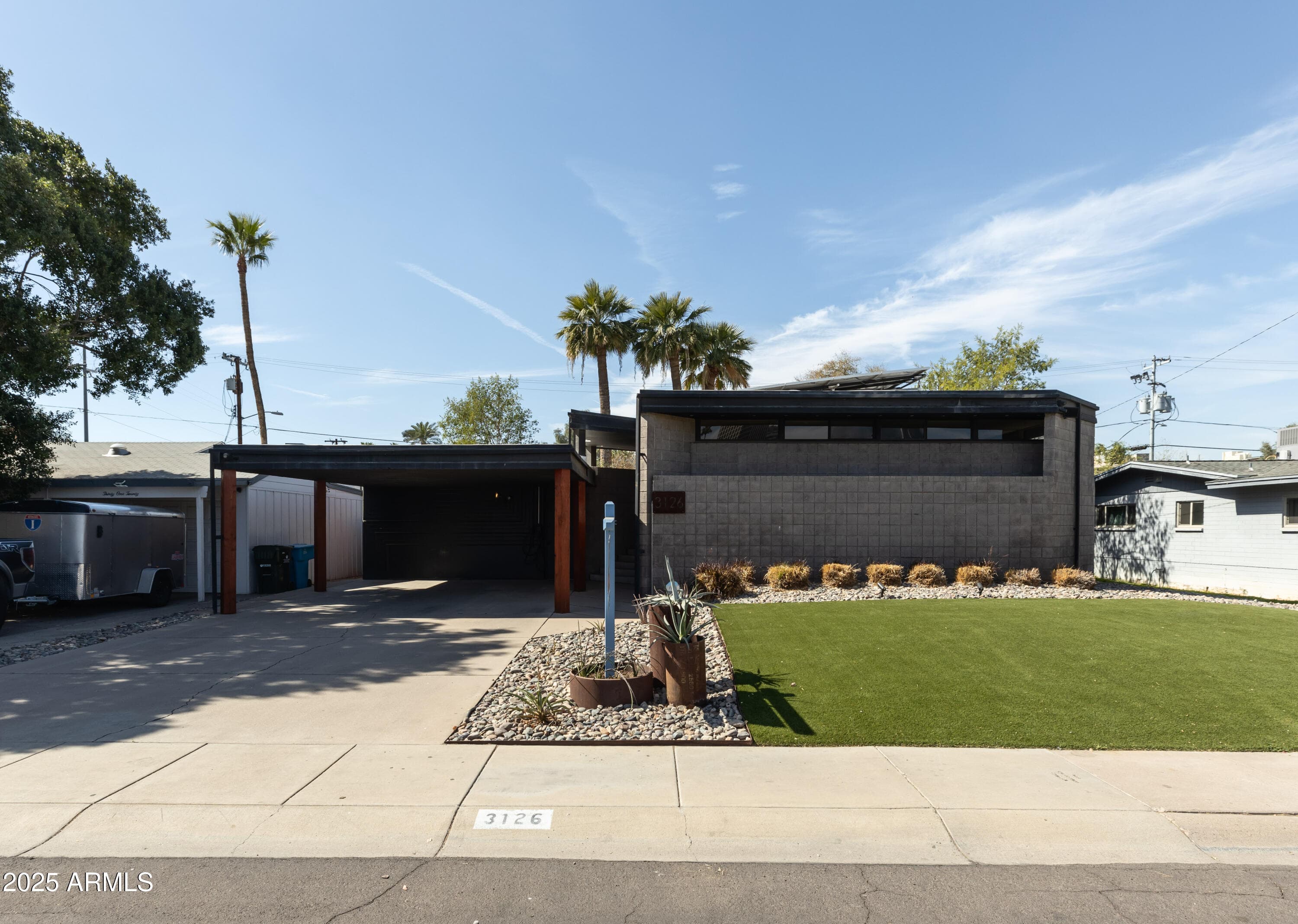 3126 N 6TH Avenue, Phoenix, AZ 85013 — photo 3 of 61