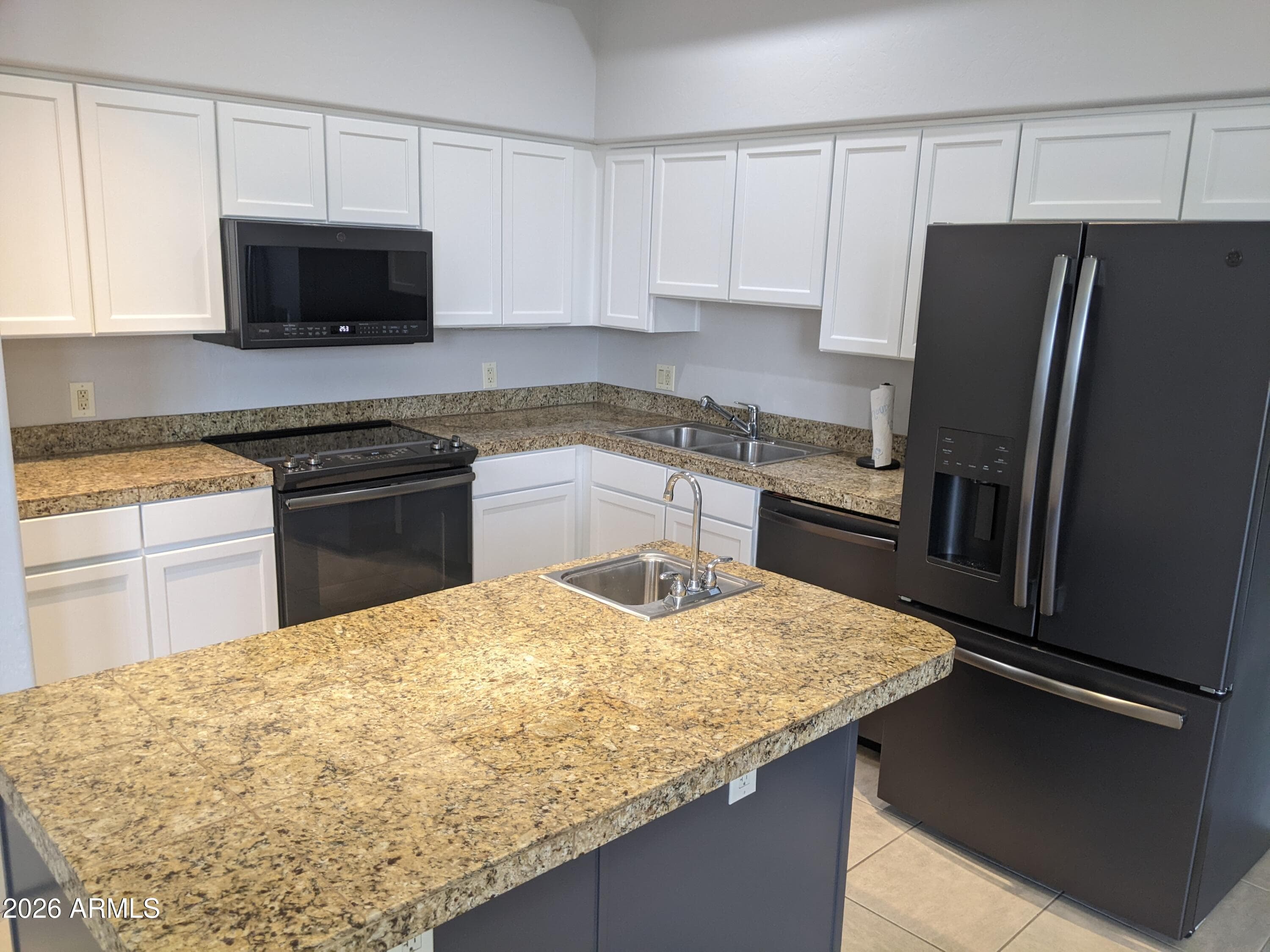 446 N CAMPBELL Avenue 1204, Tucson, AZ 85719 — photo 9 of 40