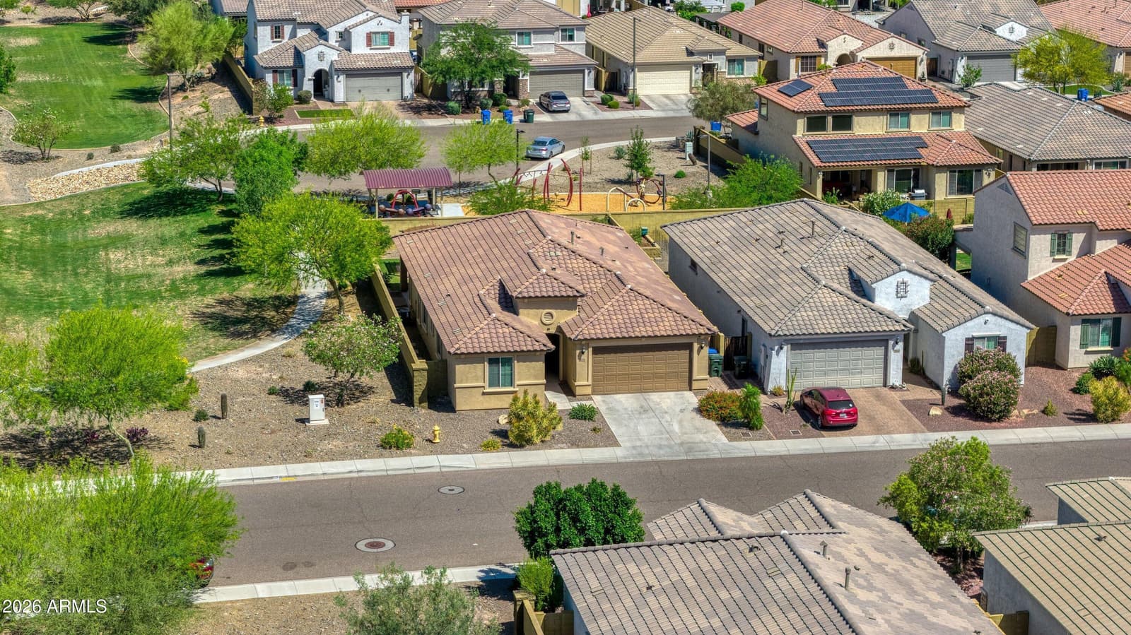6516 W MADRE DEL ORO Drive, Phoenix, AZ 85083 — photo 39 of 43