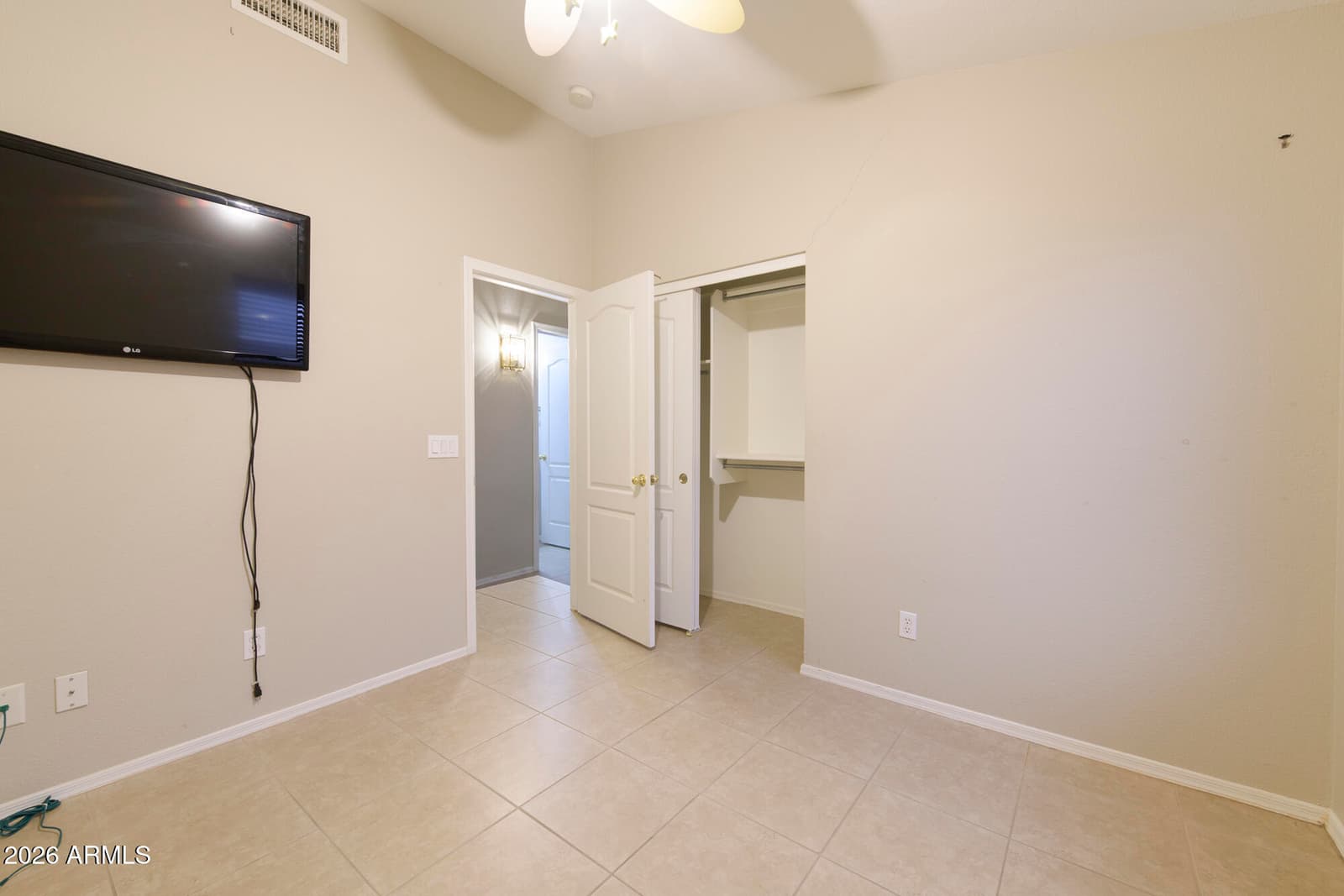 547 E CATHY Drive, Gilbert, AZ 85296 — photo 16 of 24
