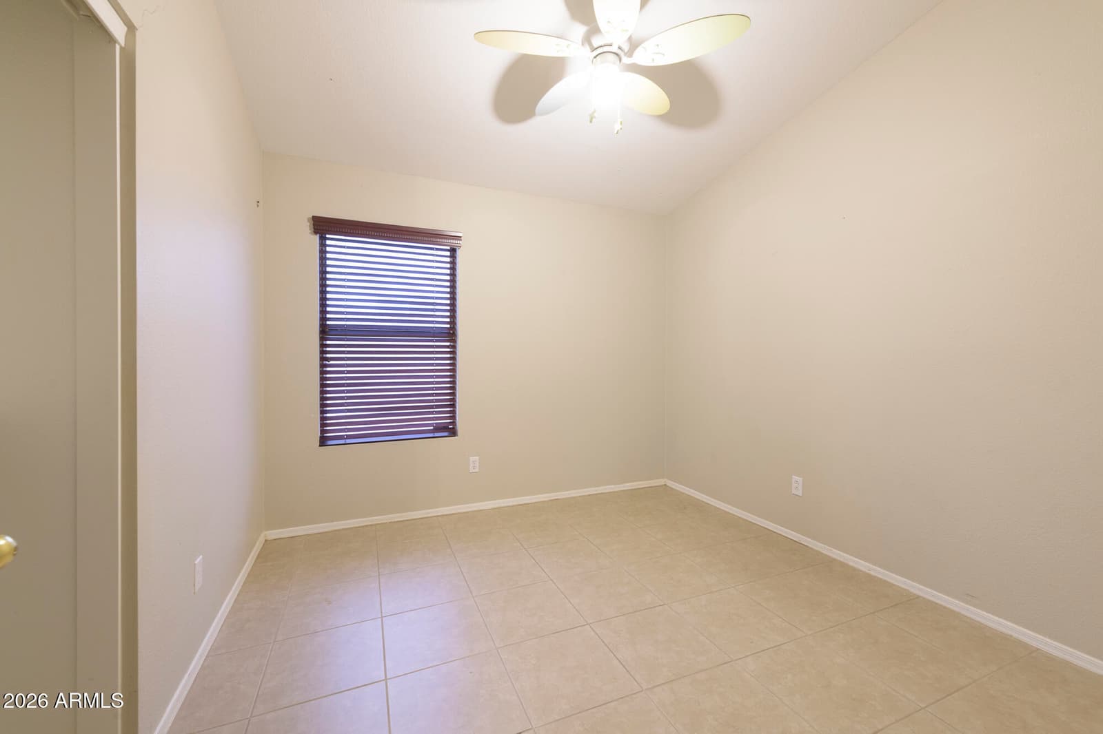 547 E CATHY Drive, Gilbert, AZ 85296 — photo 17 of 24