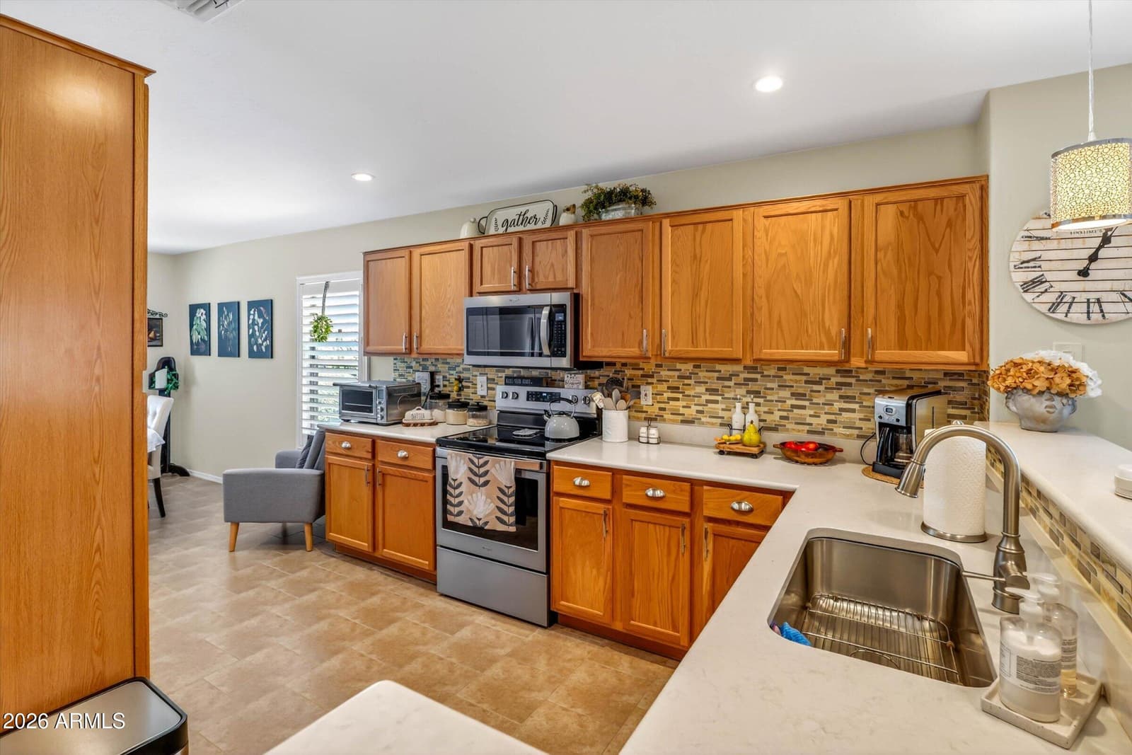 16209 W MAUNA LOA Lane, Surprise, AZ 85379 — photo 9 of 28