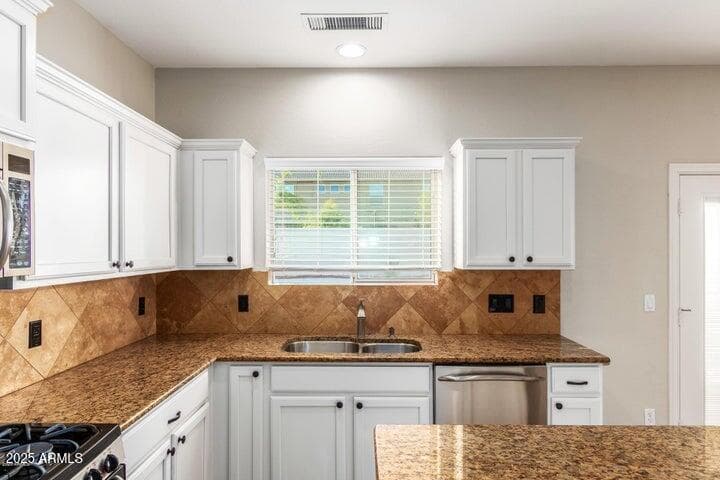 18606 W SUNNYSLOPE Lane, Waddell, AZ 85355 — photo 2 of 52