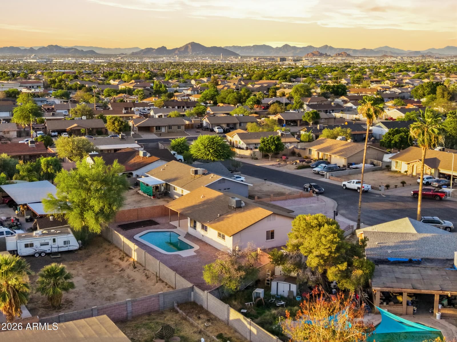 8628 S 14TH Place, Phoenix, AZ 85042 — photo 31 of 32