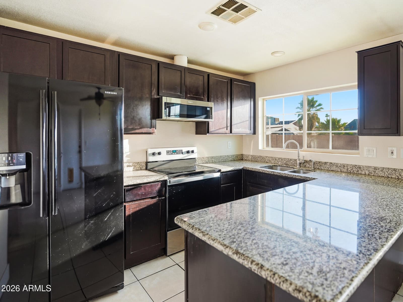 8628 S 14TH Place, Phoenix, AZ 85042 — photo 15 of 32