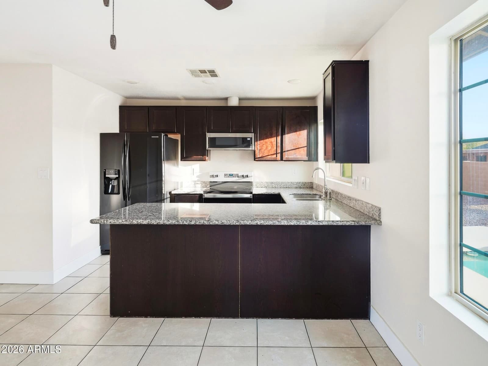 8628 S 14TH Place, Phoenix, AZ 85042 — photo 16 of 32