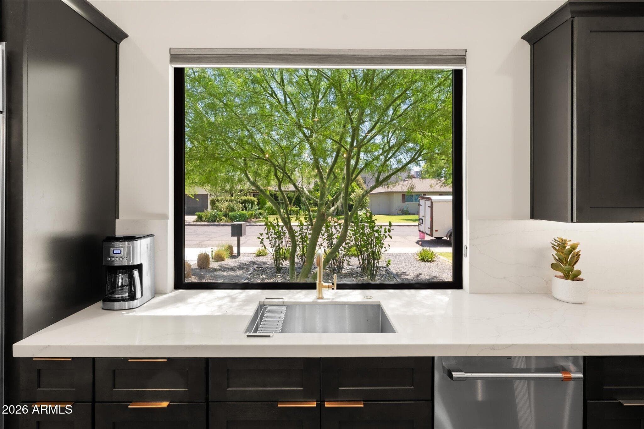 3602 N NAVAJO Trail, Scottsdale, AZ 85251 — photo 10 of 79