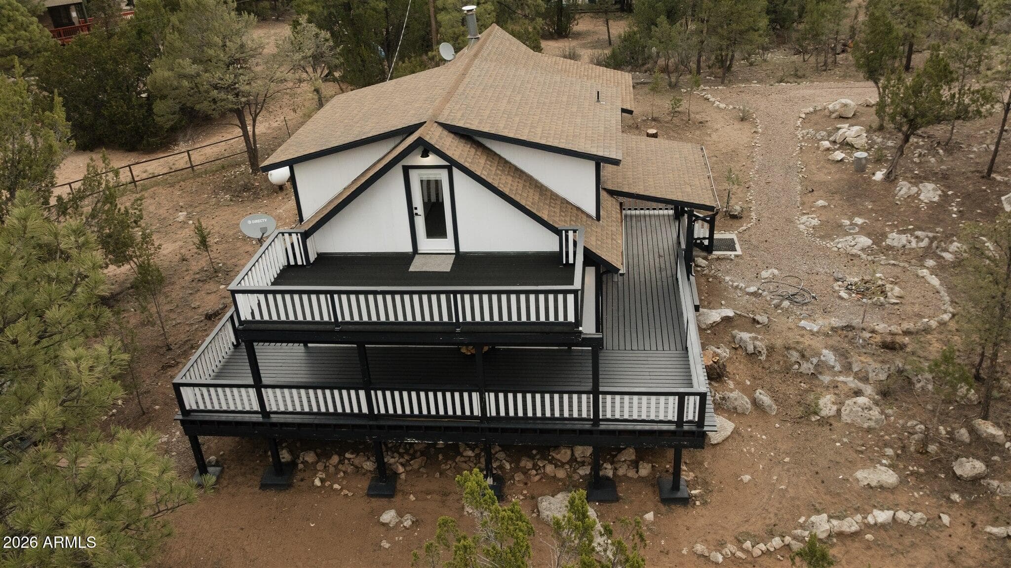 3326 HOMESTEAD Drive, Overgaard, AZ 85933 — photo 2 of 59