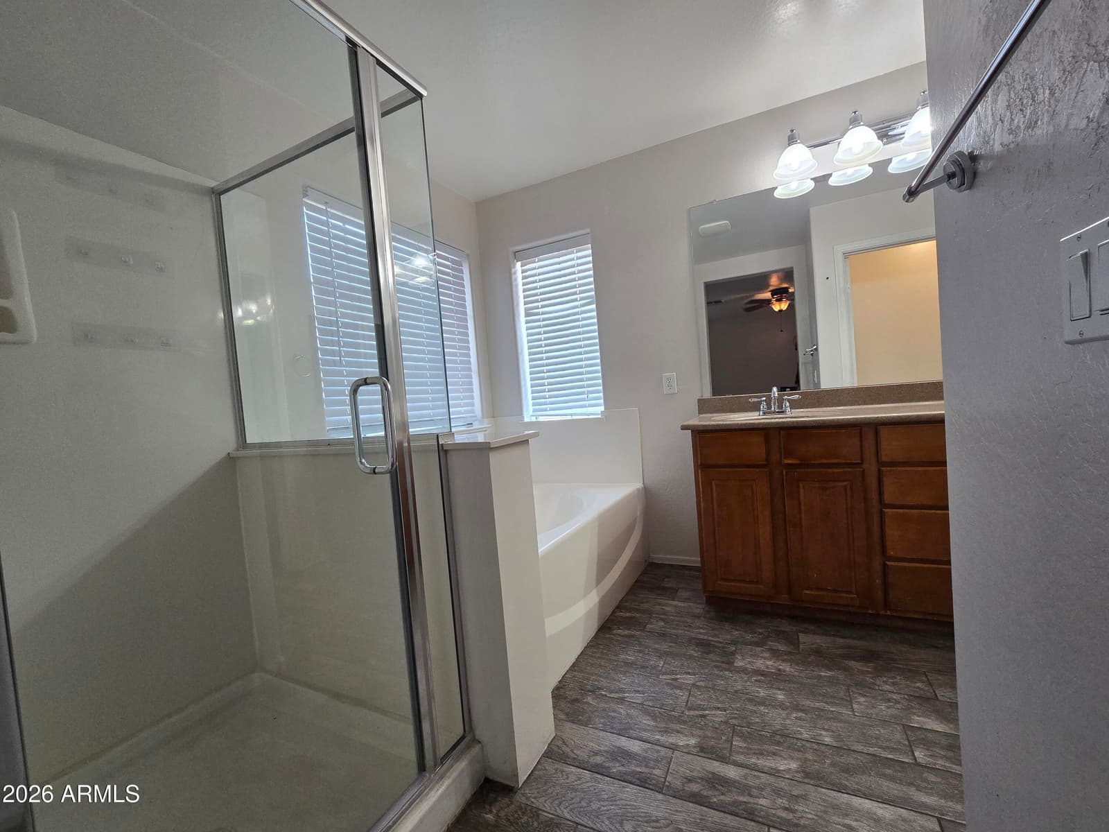 6905 S 9th Avenue, Phoenix, AZ 85041 — photo 8 of 25