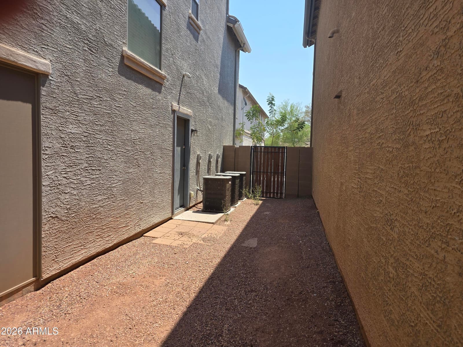 6905 S 9th Avenue, Phoenix, AZ 85041 — photo 4 of 25