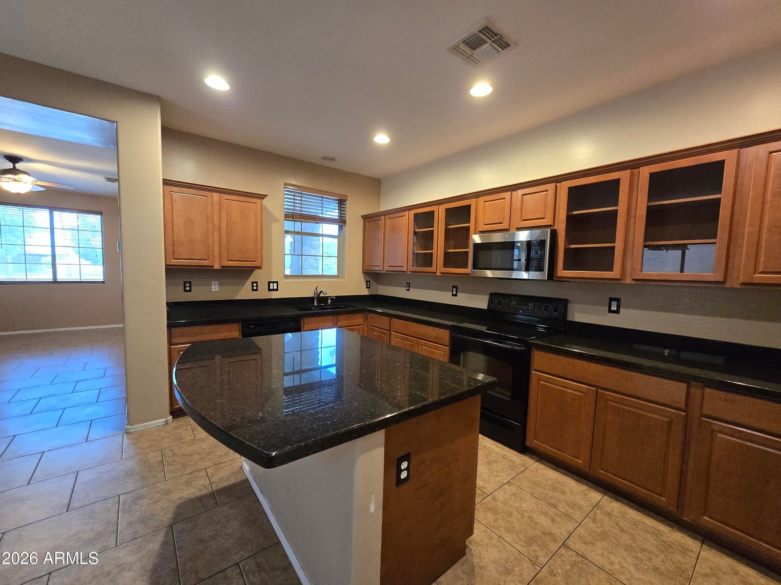 6905 S 9th Avenue, Phoenix, AZ 85041 — photo 15 of 25