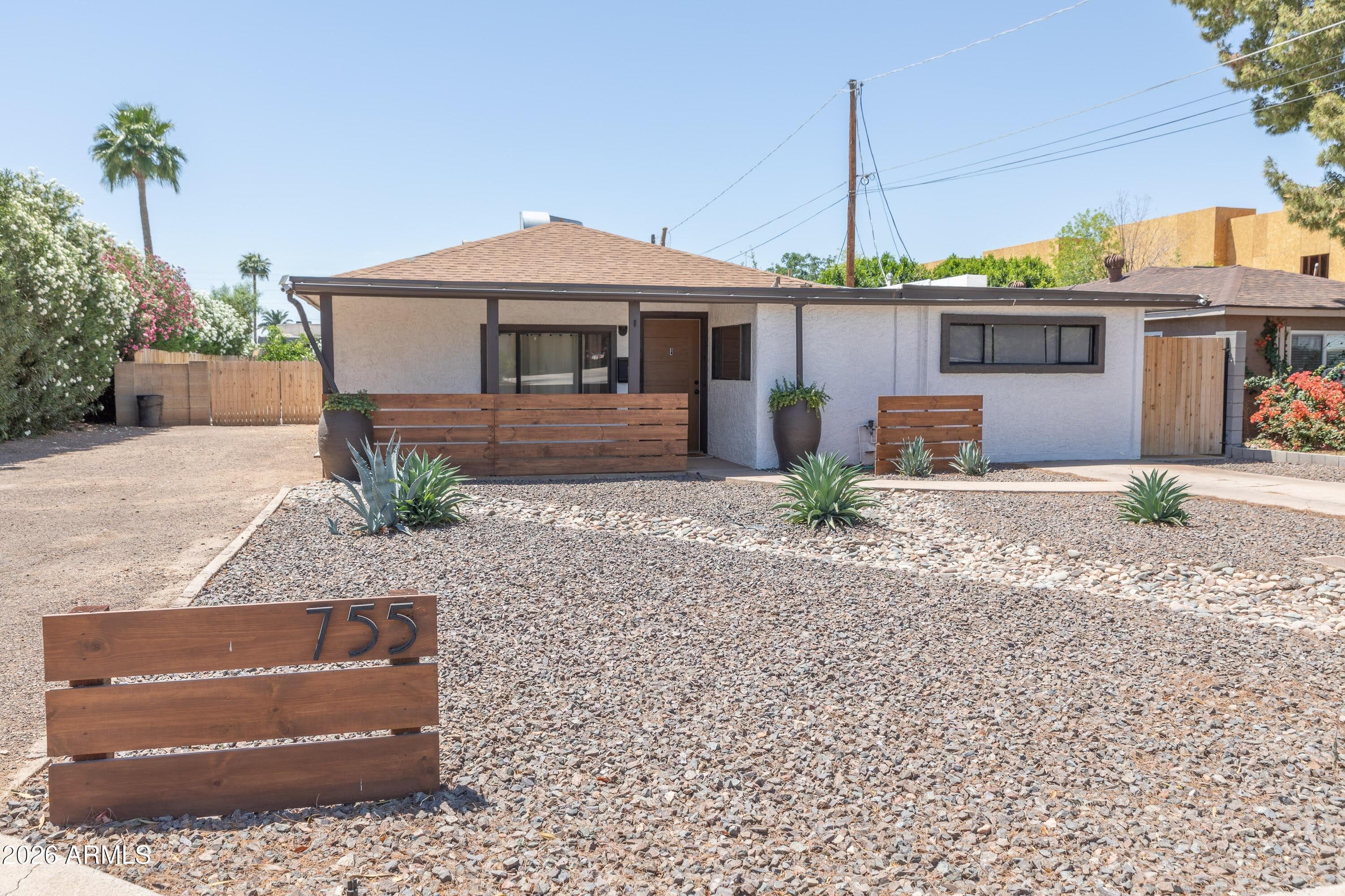 755 W COOLIDGE Street, Phoenix, AZ 85013 — photo 2 of 24