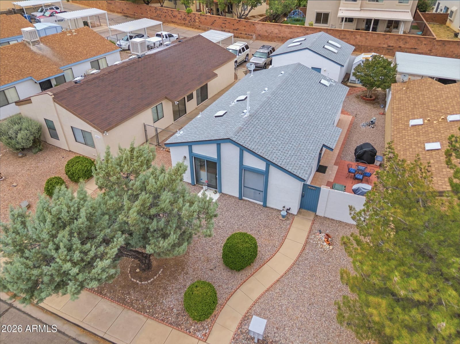 5247 DESERT SHADOWS Drive, Sierra Vista, AZ 85635 — photo 4 of 35