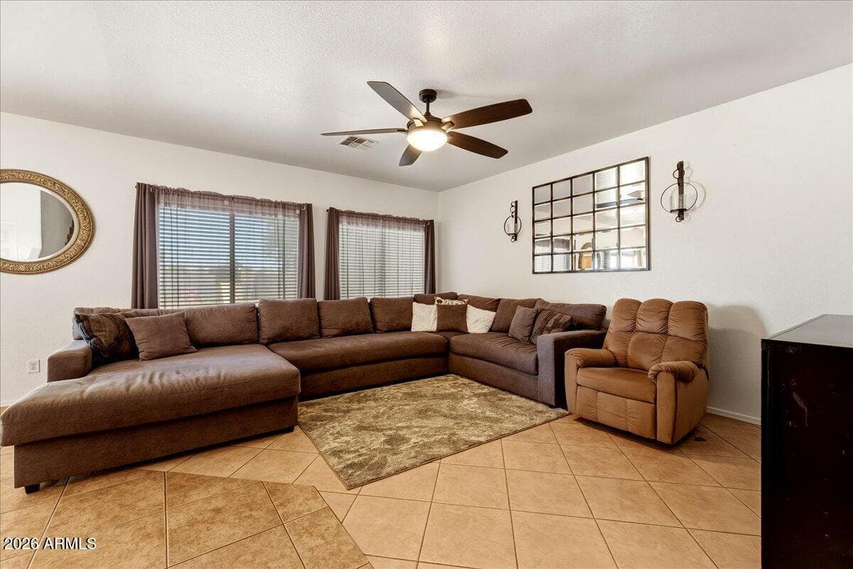 39425 N CAROLINA Avenue, San Tan Valley, AZ 85140 — photo 13 of 47