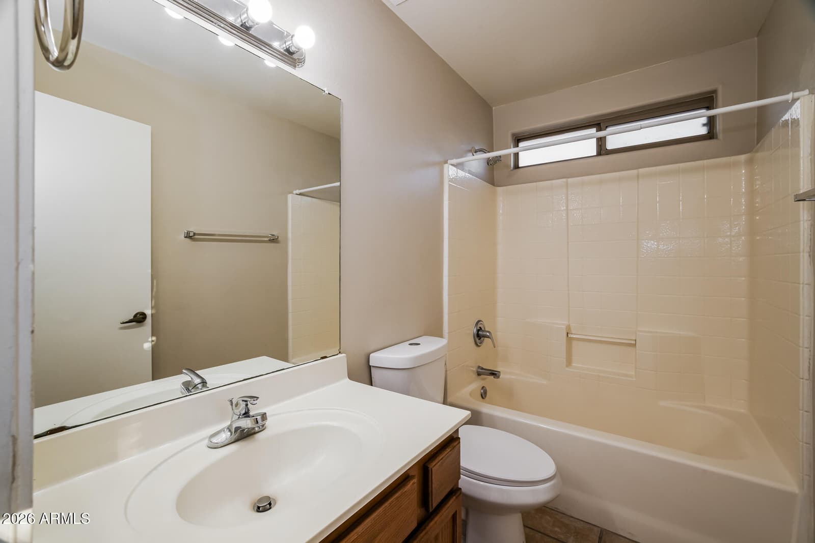 5015 S 6TH Way, Phoenix, AZ 85040 — photo 20 of 22