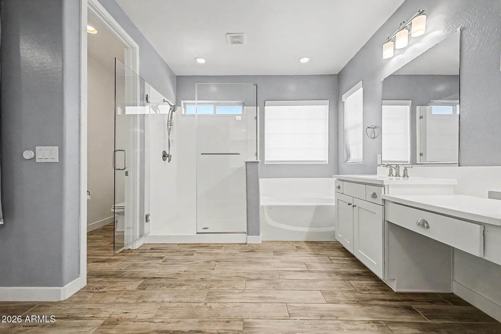2144 E FLAMINGO Way E, Gilbert, AZ 85297 — photo 16 of 37