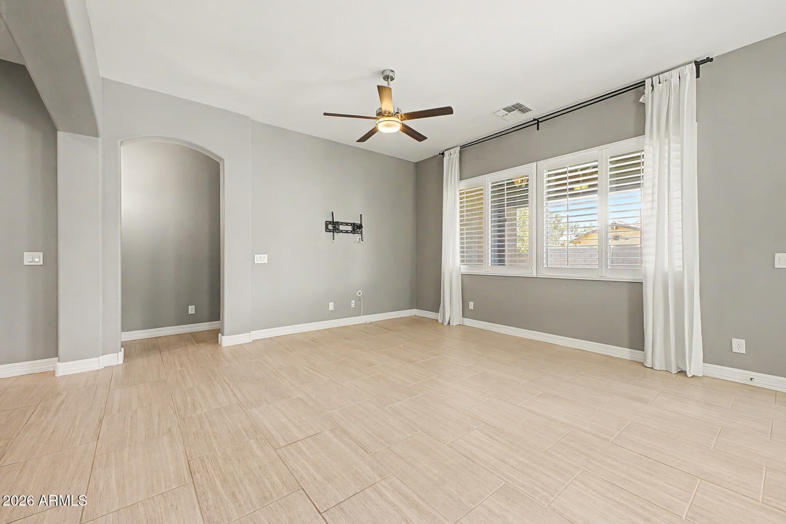 20713 W PARK MEADOWS Drive, Buckeye, AZ 85396 — photo 7 of 35