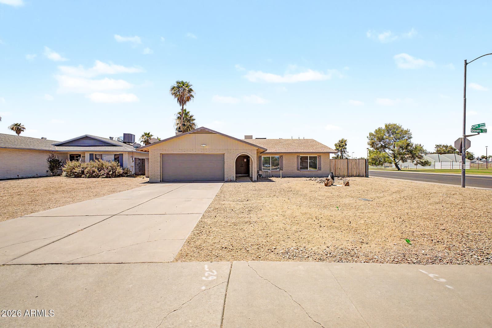 5625 W GROVERS Avenue, Glendale, AZ 85308