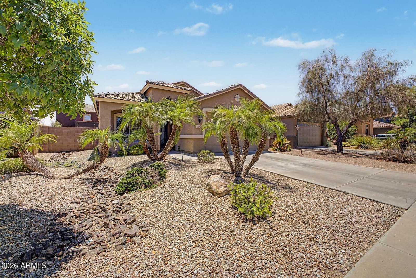 731 W MESQUITE TREE Lane, San Tan Valley, AZ 85143 — photo 2 of 33